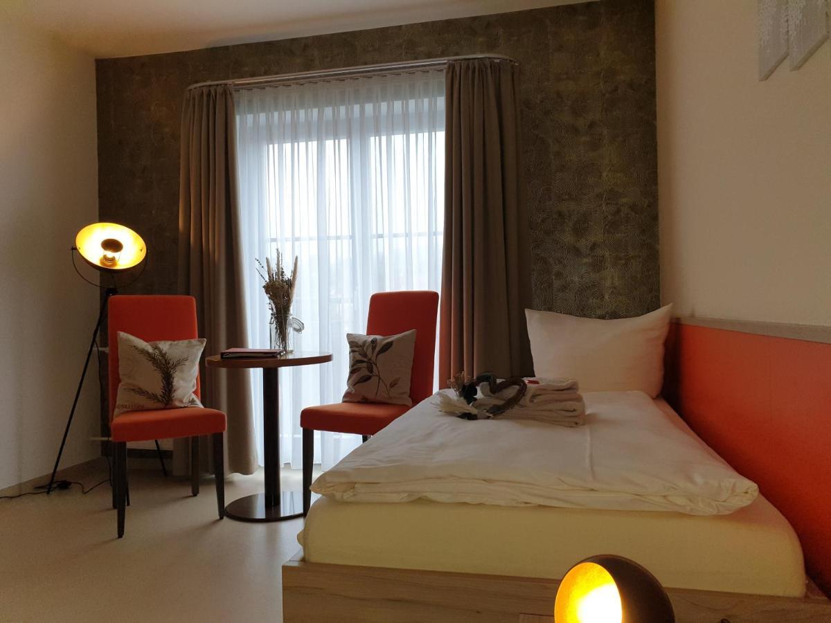 Pilgrims Inn Kreischa Ngoại thất bức ảnh